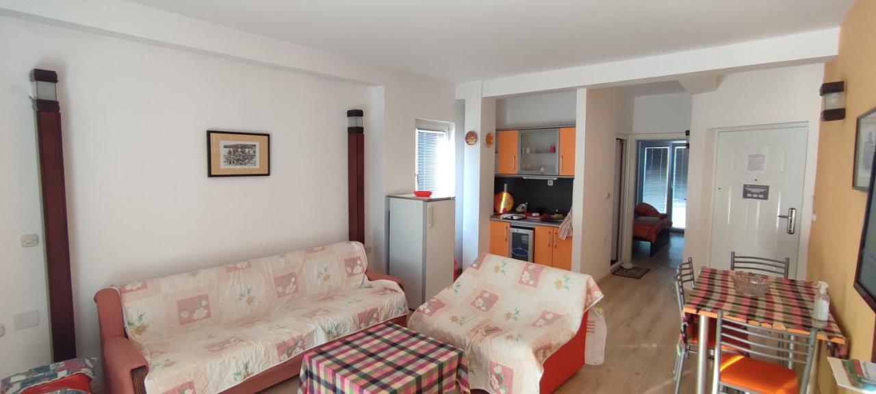 Apartments Vela - Pestani, Ohrid Exterior foto
